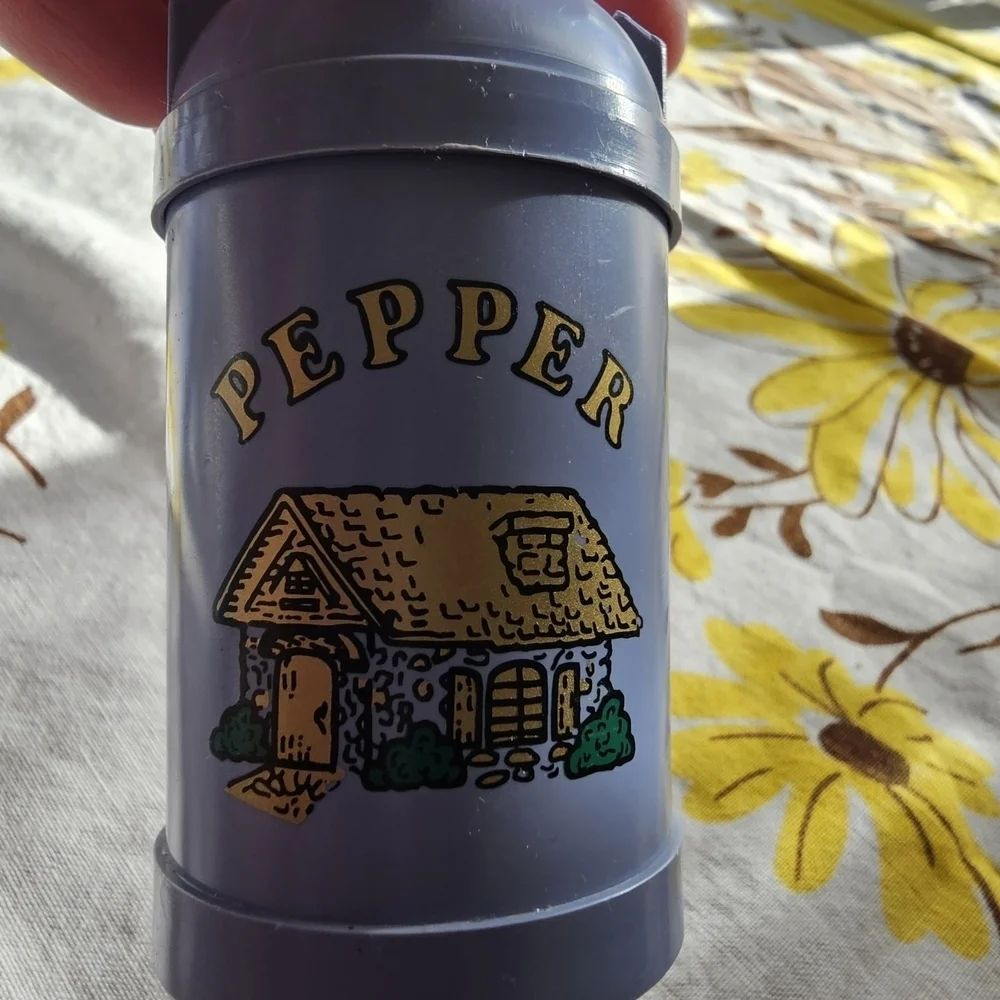 Plastic Vintage Blue Canister Set with Cottage Design